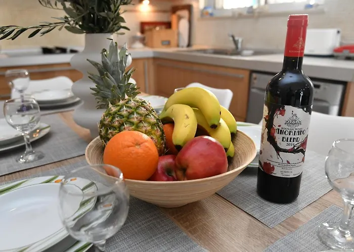 Eva's Garden House * 伊利索斯