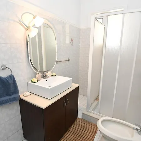 Eva's Garden House *