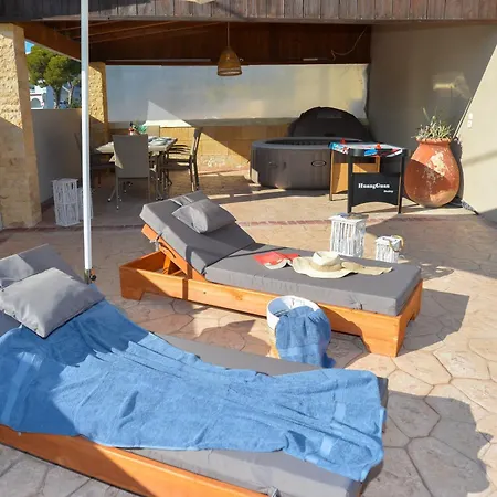 فيلة Eva's Garden House *