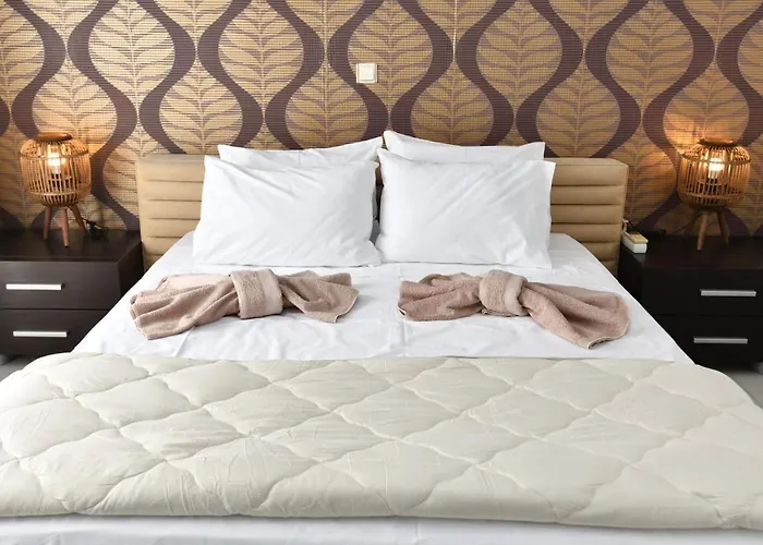 Eva's Garden House فيلة إياليسوس